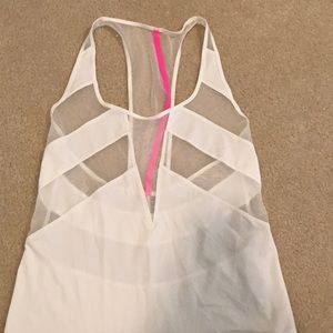 Never worn lululemon tank
